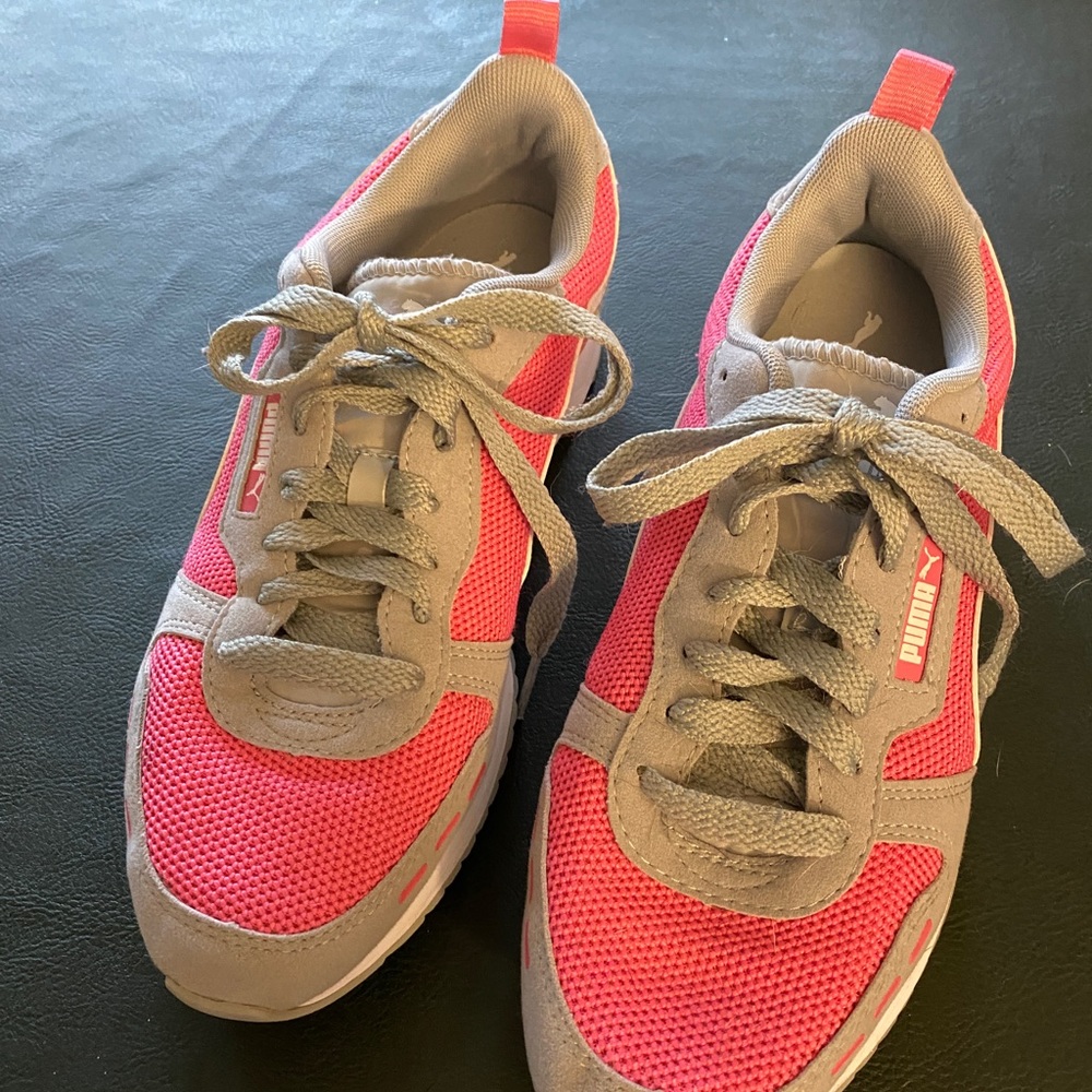 Barely Worn Puma Sneakers